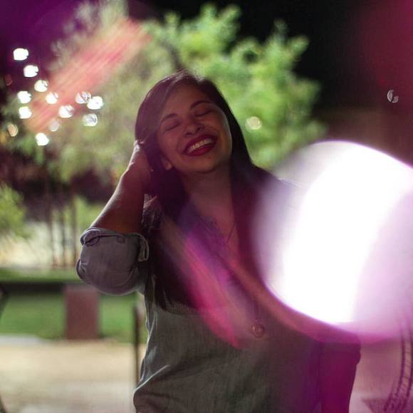 Meet your Posher, Lauren - Picture 2 of 2